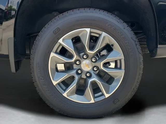 New 2026 Black Chevrolet LT image 33