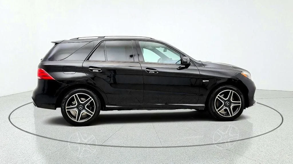 Used 2018 Black Mercedes-Benz AMG® GLE 43 4MATIC SUV image 4