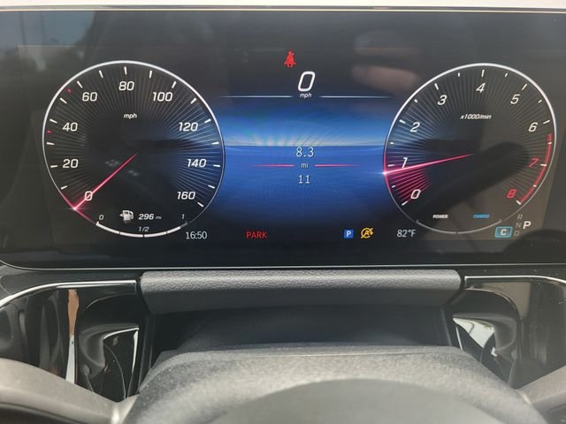 New 2026 Mountain Grey Metallic Mercedes-Benz GLA 250 image 21