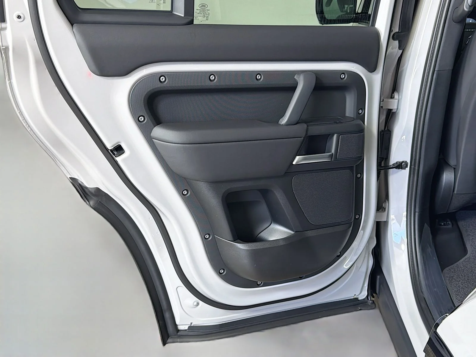 New 2026 Borasco Grey Land Rover X-Dynamic SE image 26