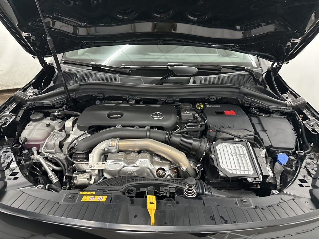 New 2026 Night Black Mercedes-Benz GLA 250 image 12