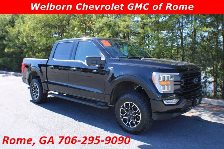 Used 2022  Ford LARIAT 4WD image 1