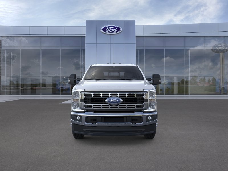 New 2026 Oxford White Ford XL image 6