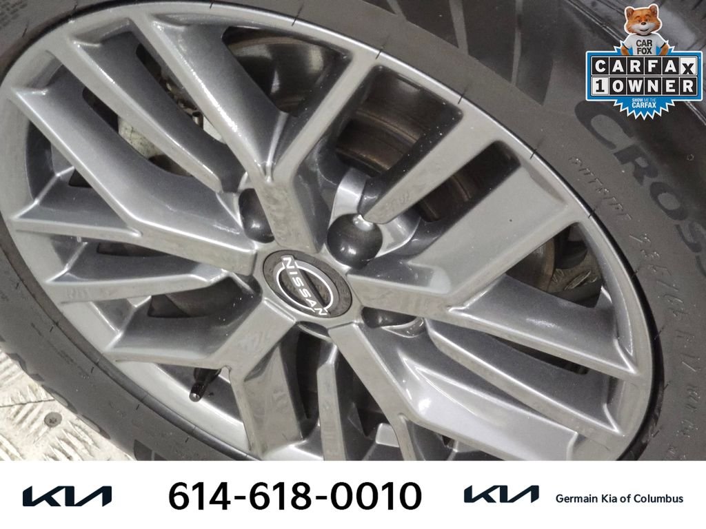 Used 2023 Gray Nissan S image 13