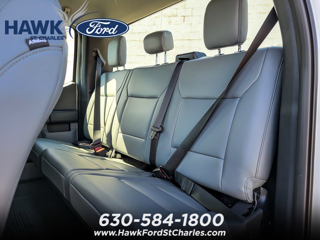 New 2026 Oxford White Ford F-450® XL image 9