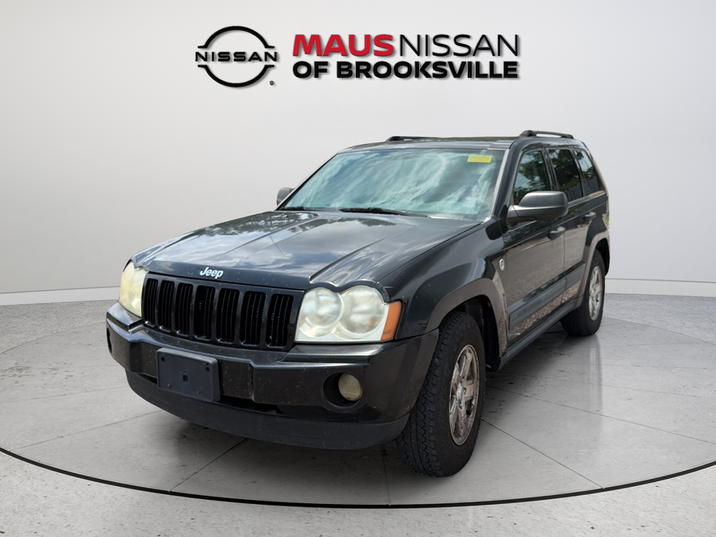 Used 2006 Black Jeep Laredo image 3