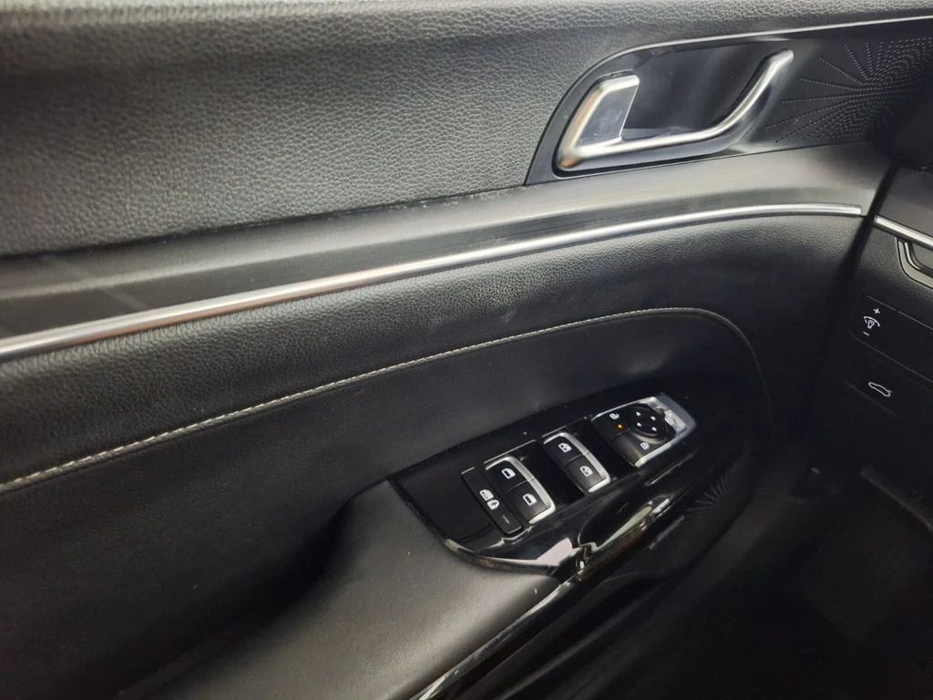Used 2025 Gray Kia GT-Line image 20