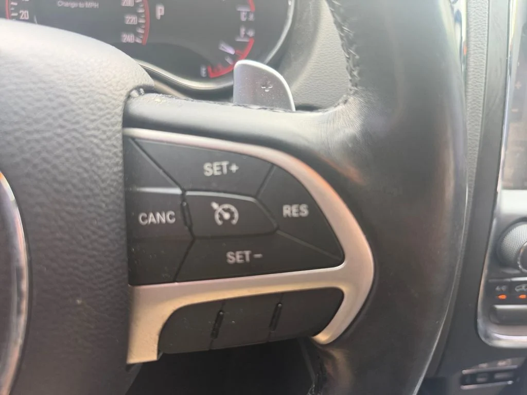 Used 2015 Silver Dodge R/T image 31