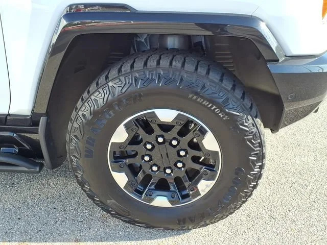 Used 2025 Interstellar White GMC 3X image 3