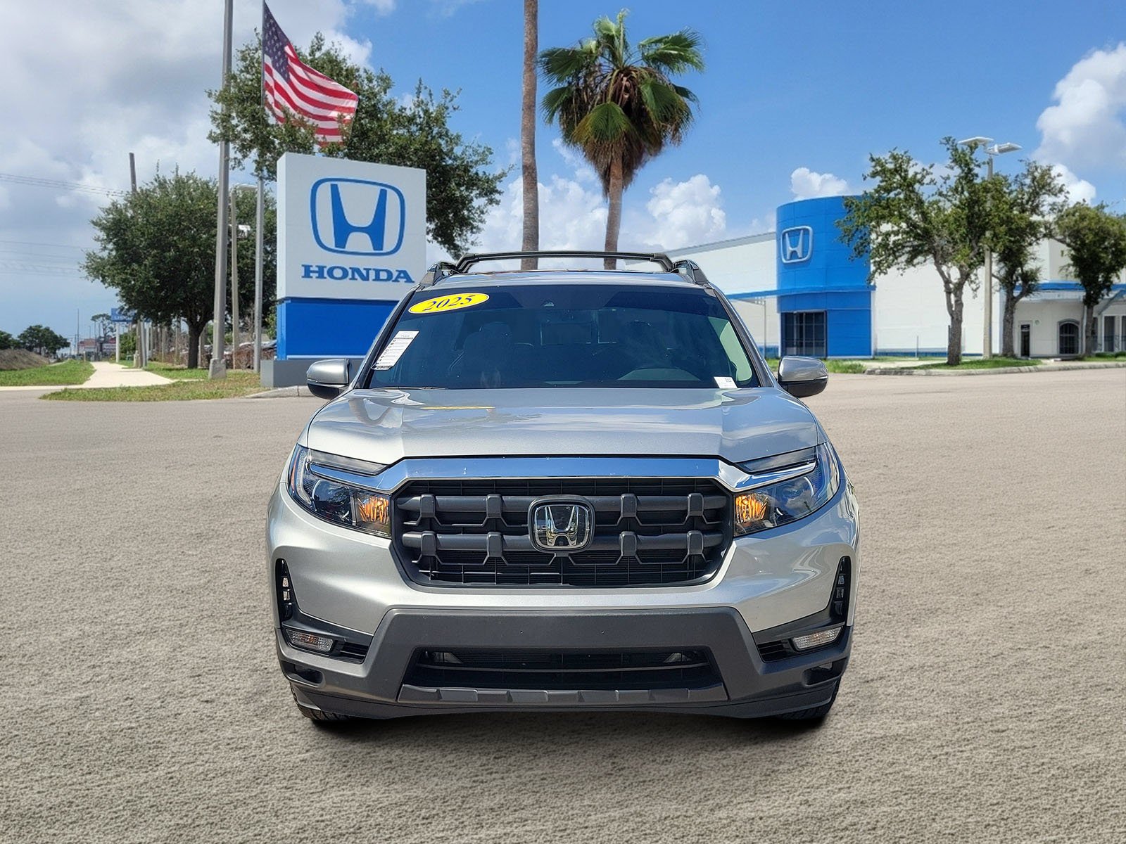 Used 2025 Silver Metallic Honda RTL image 2