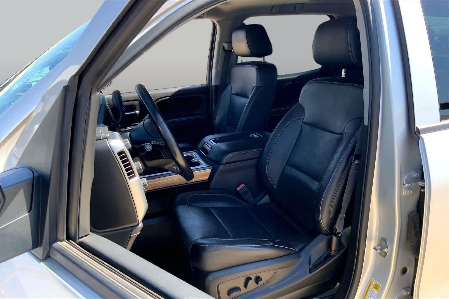 Used 2014 Silver Ice Metallic Chevrolet LTZ image 8