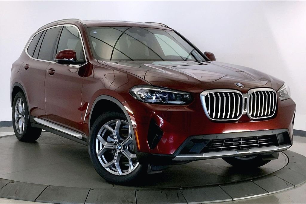 Used 2023 Aventurin Red Metallic BMW  image 33