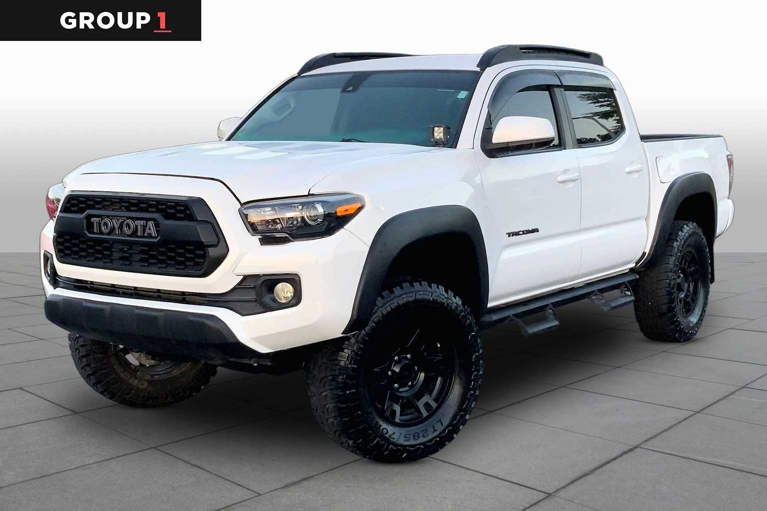 2018 Toyota Tacoma SR