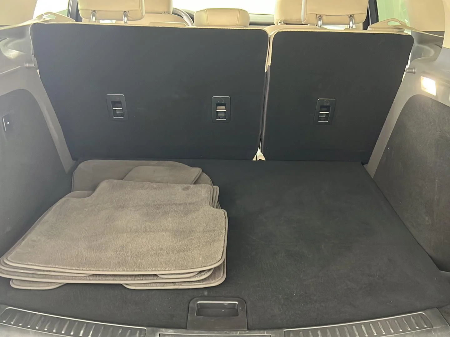 Used 2021 Iced Mocha Lincoln Standard image 24