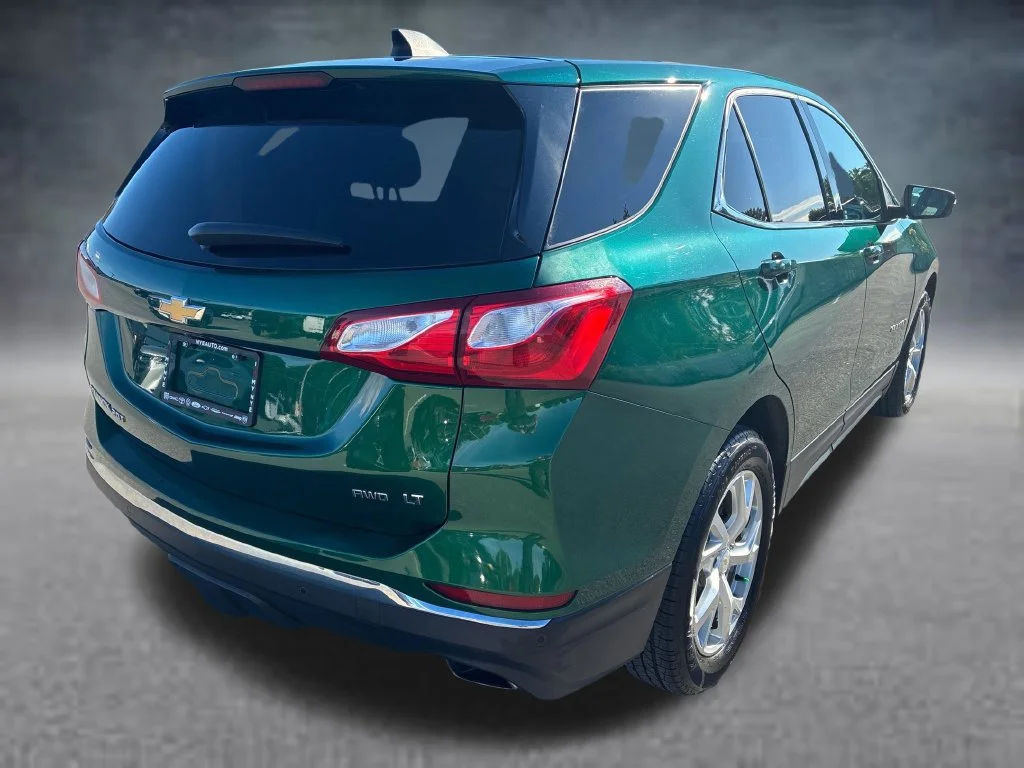 Used 2018 IVY METALLIC Chevrolet LT image 5