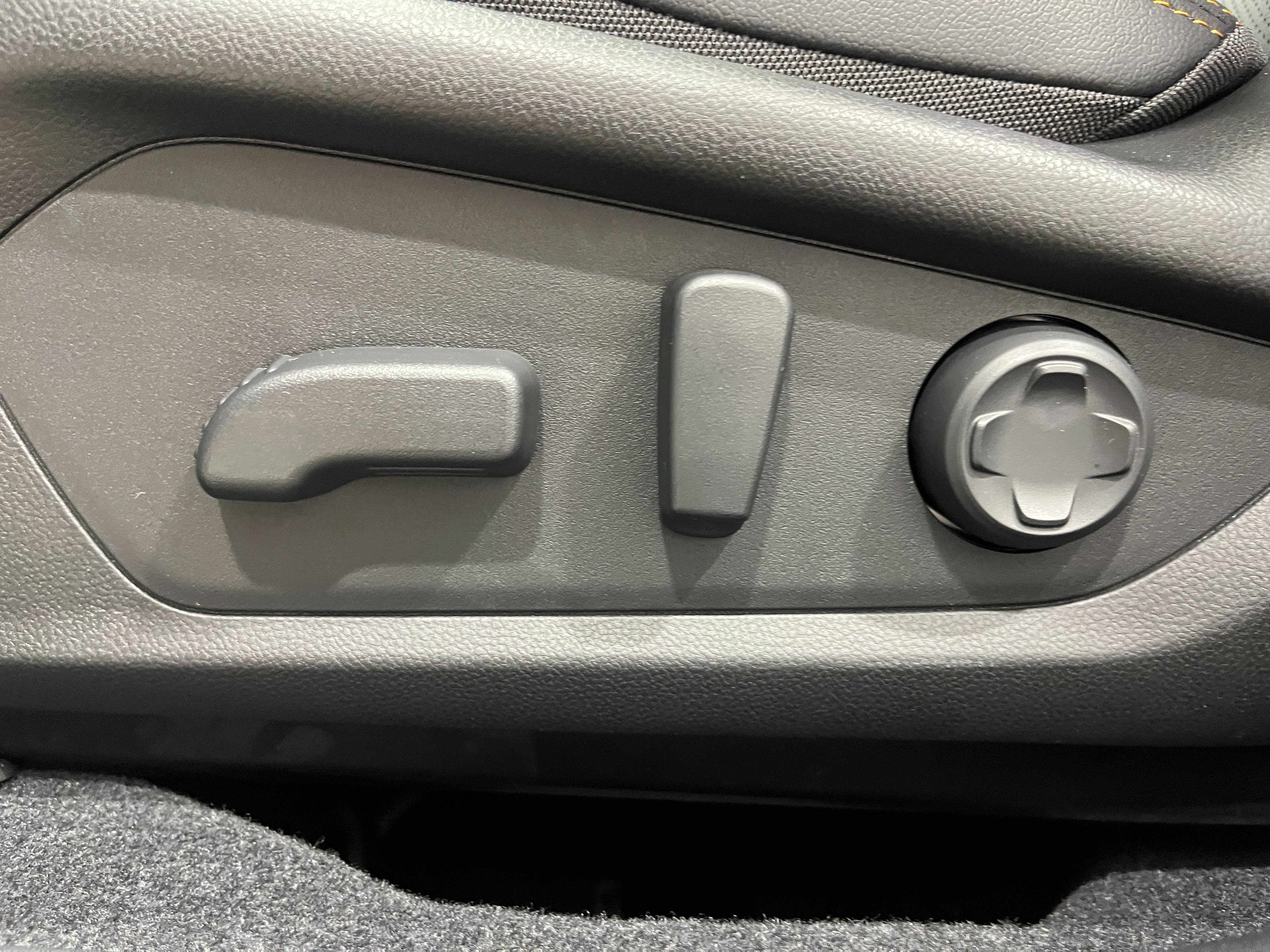 New 2026 ICE SILVER METALLIC Subaru Wilderness image 13