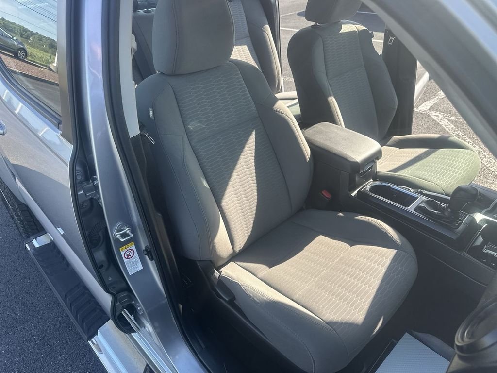 Used 2018 Silver Toyota SR image 30