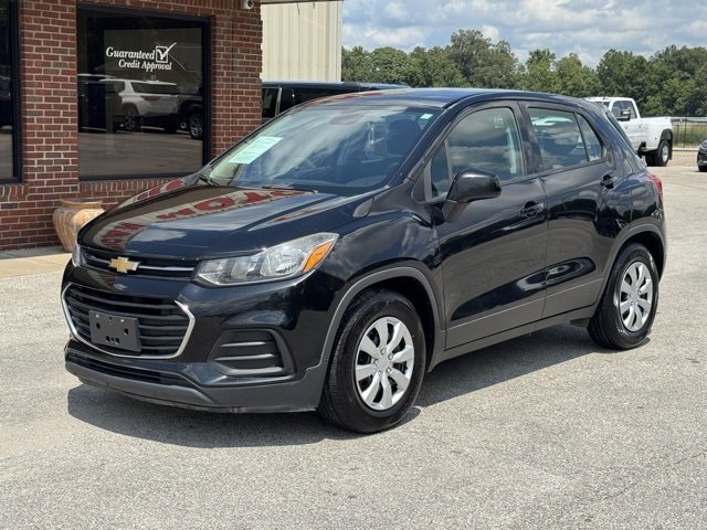 2018 Chevrolet Trax LS photo 3