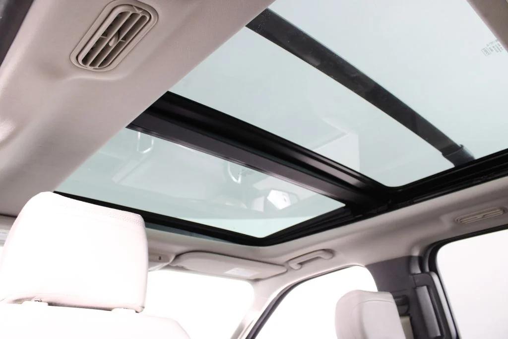 Used 2018 White Ford Limited image 23