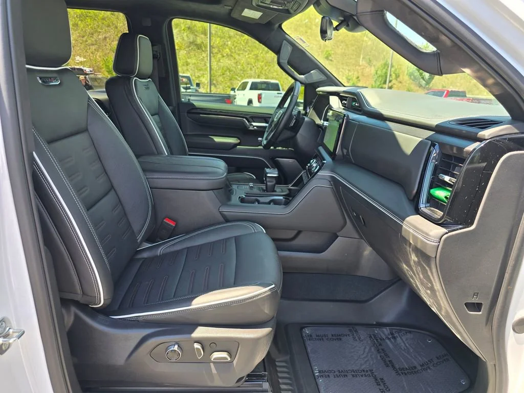 2025 GMC Sierra 1500 AT4X - Photo 39