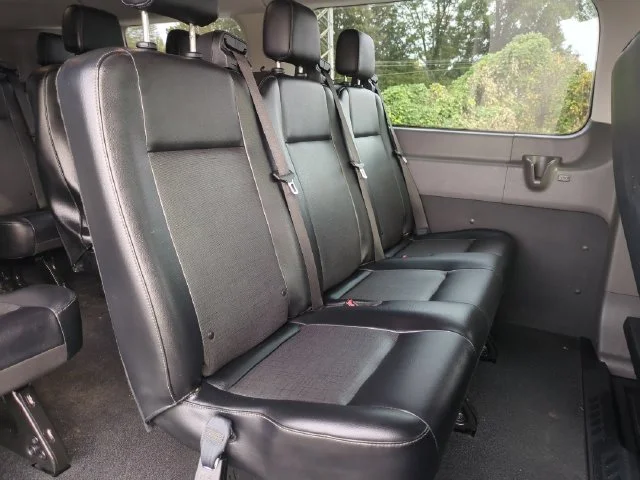 Used 2021 White Ford XL image 26