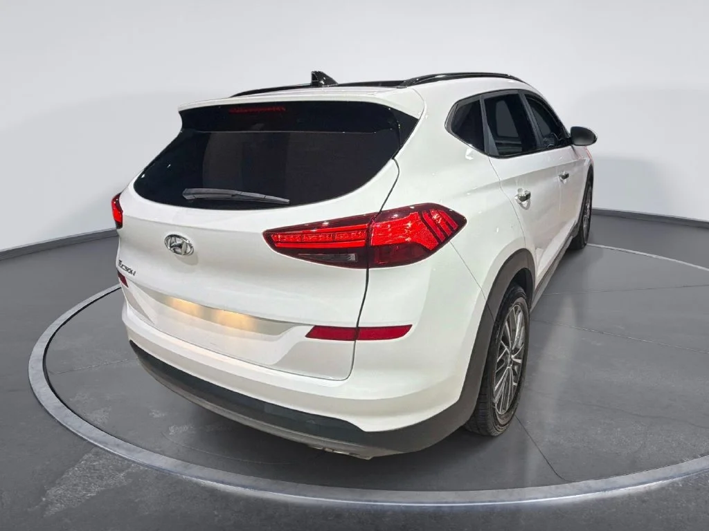 Used 2021 White Hyundai Ultimate image 7
