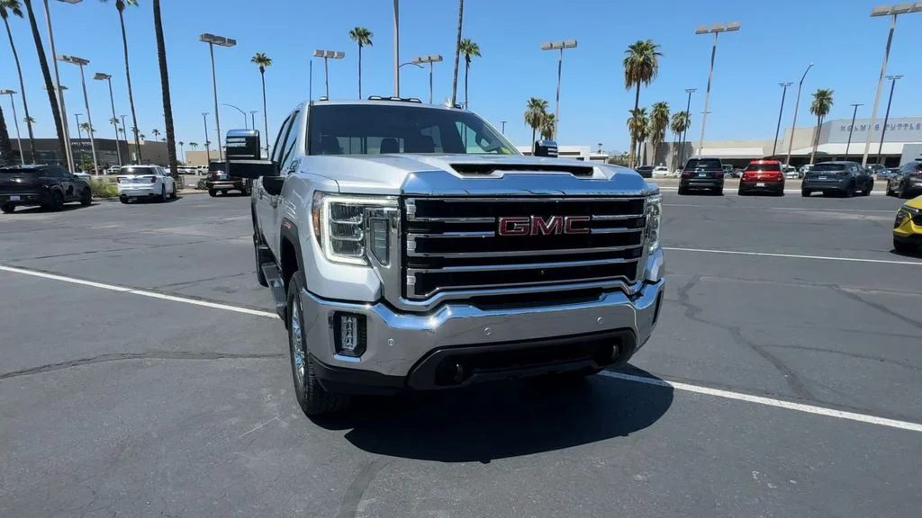 Used 2022 Silver GMC SLT image 4