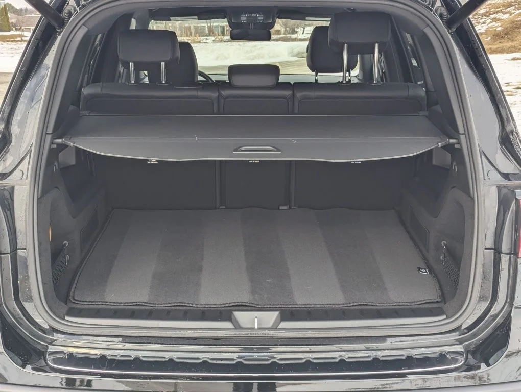 Used 2023 Black Mercedes-Benz 300 image 15