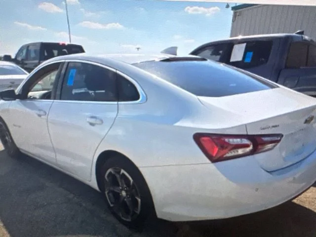 Used 2020 Summit White Chevrolet LT image 3