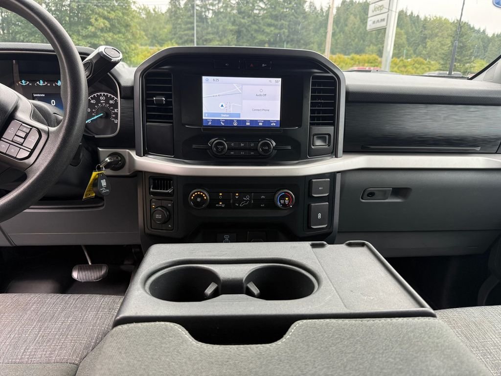 Used 2023 Black Ford XLT image 17