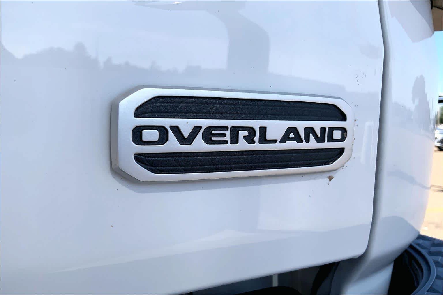 Used 2022 Bright White Clearcoat Jeep Overland image 61