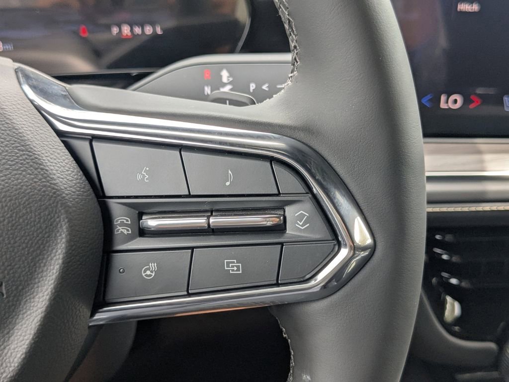 2025 Chevrolet Suburban Premier - Photo 23