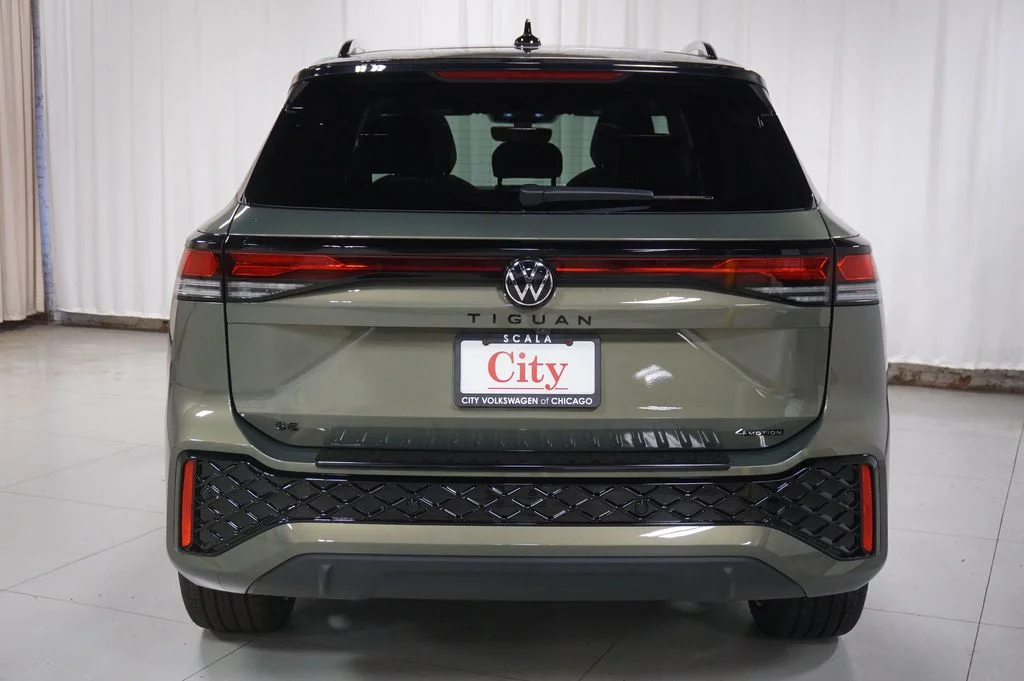 New 2026 Avocado Green w/Deep Black Roof Volkswagen 2.0T SE R-Line Black image 6