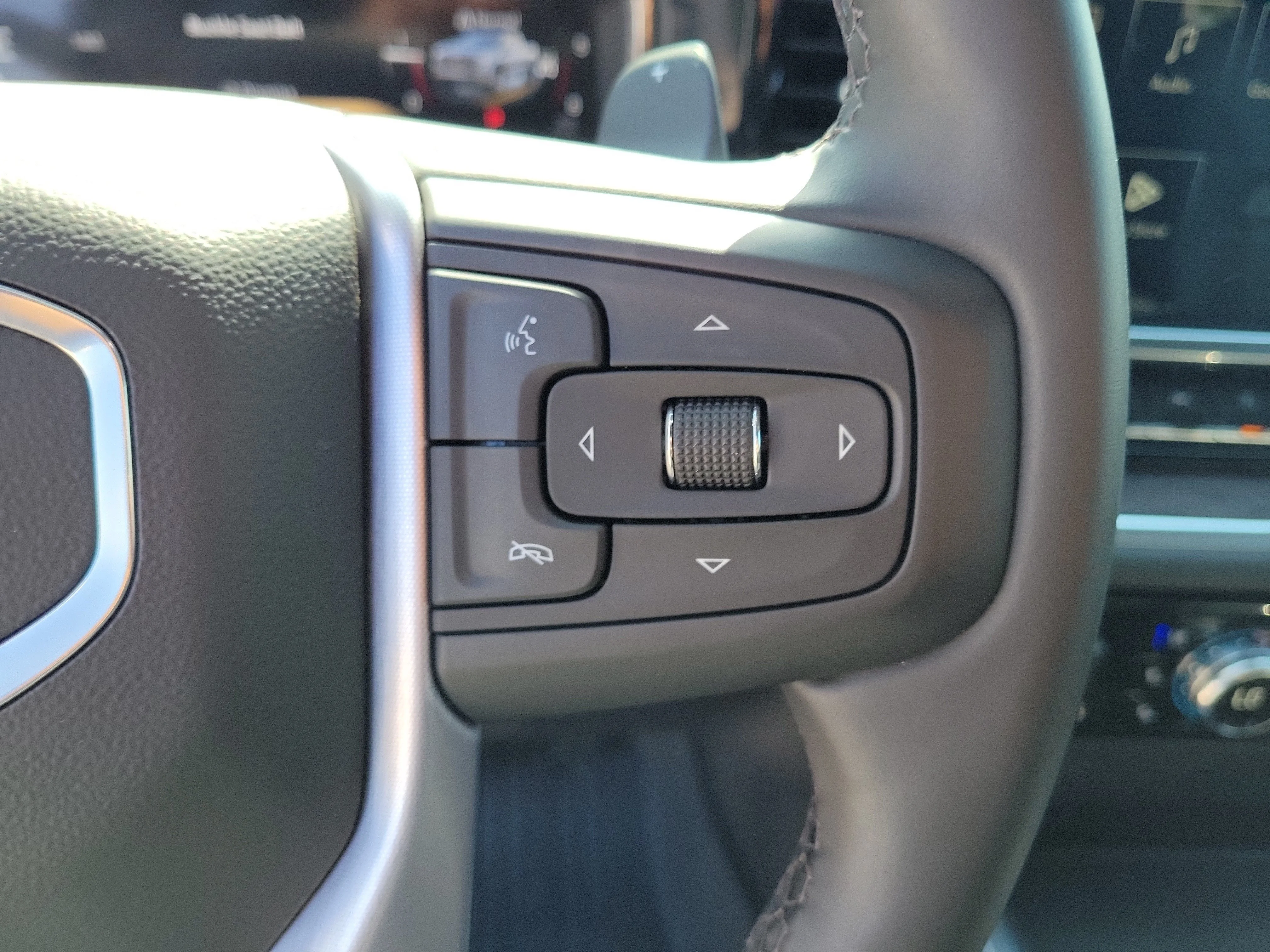 Used 2026 Onyx Black GMC SLT image 23