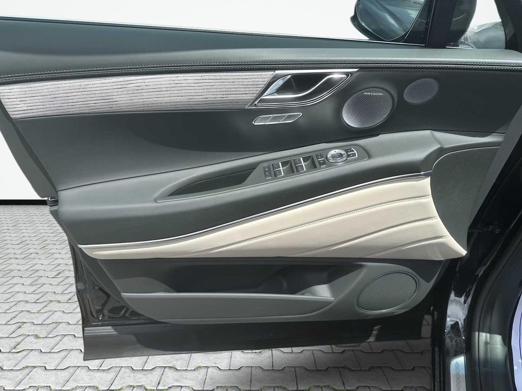 New 2025 Black Genesis  image 26