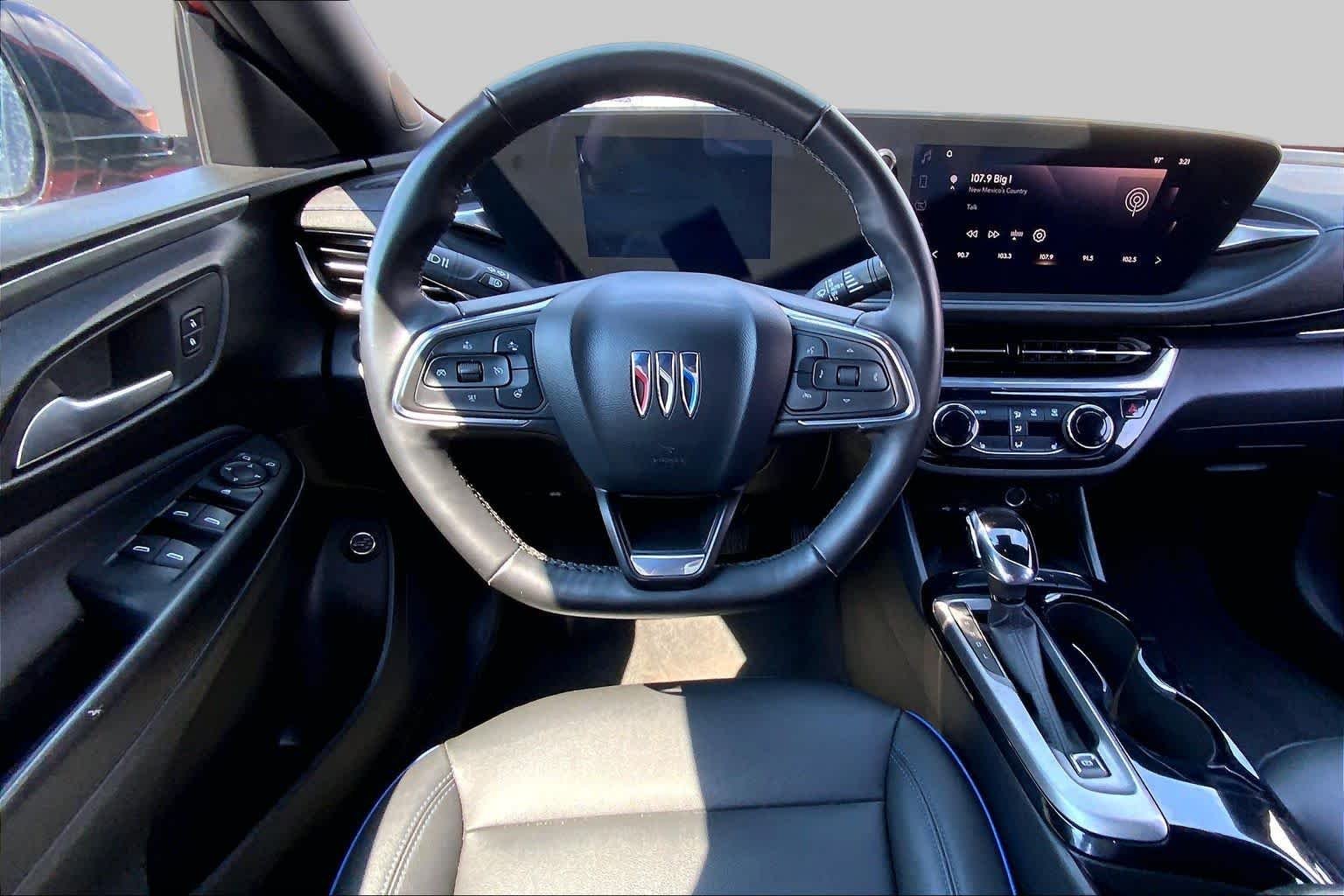 Pre-Owned 2024 Buick Envista Sport Touring