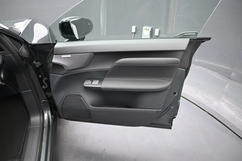 New 2027 Forest Lake Volvo Ultra image 24