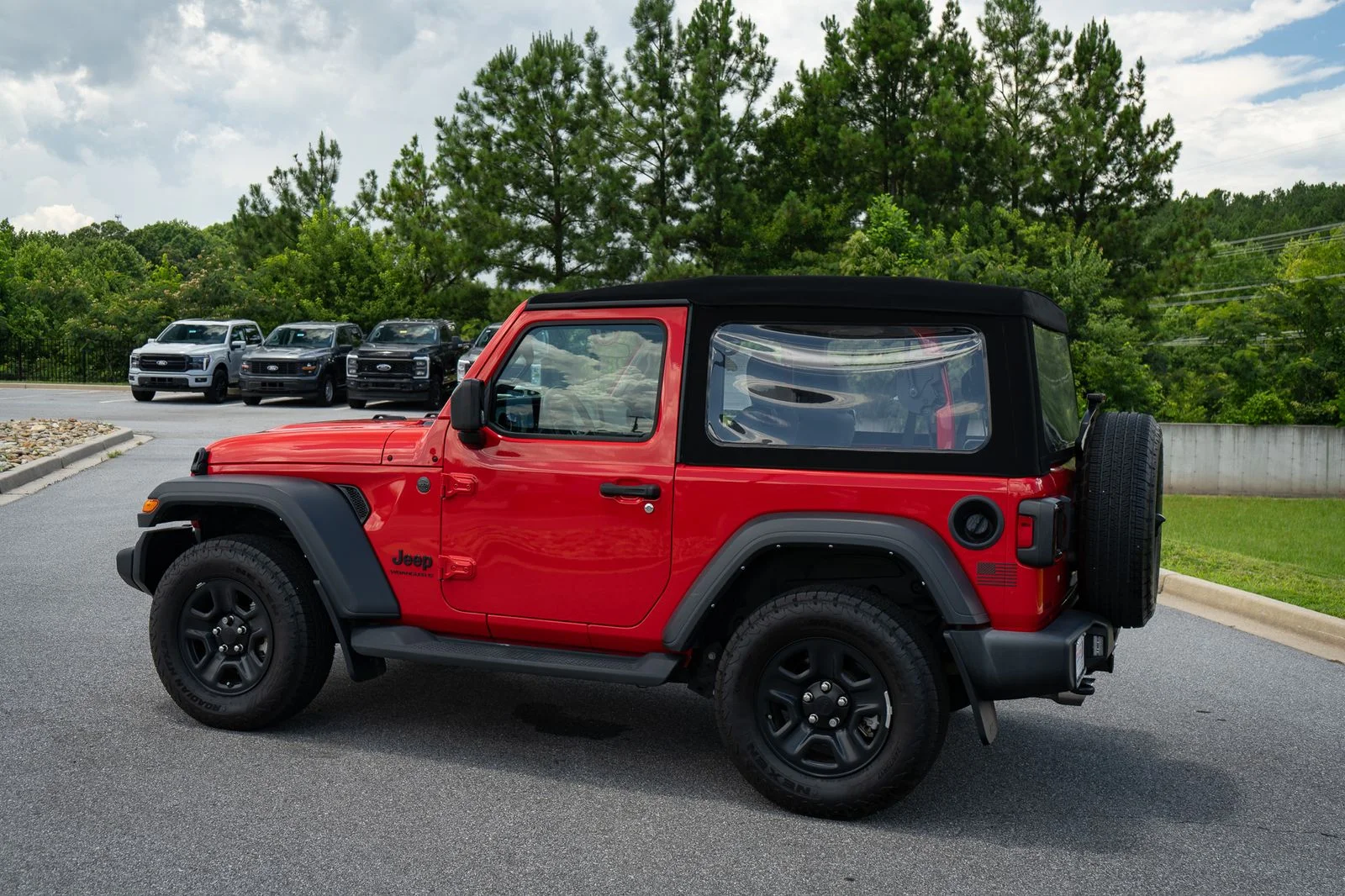 Used 2024 Red Clearcoat Jeep Sport image 7