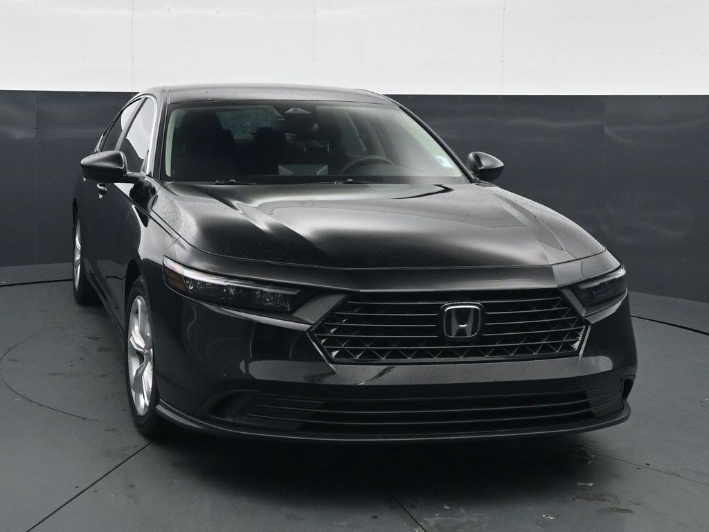 Certified Used 2025 Crystal Black Pearl Honda LX image 1