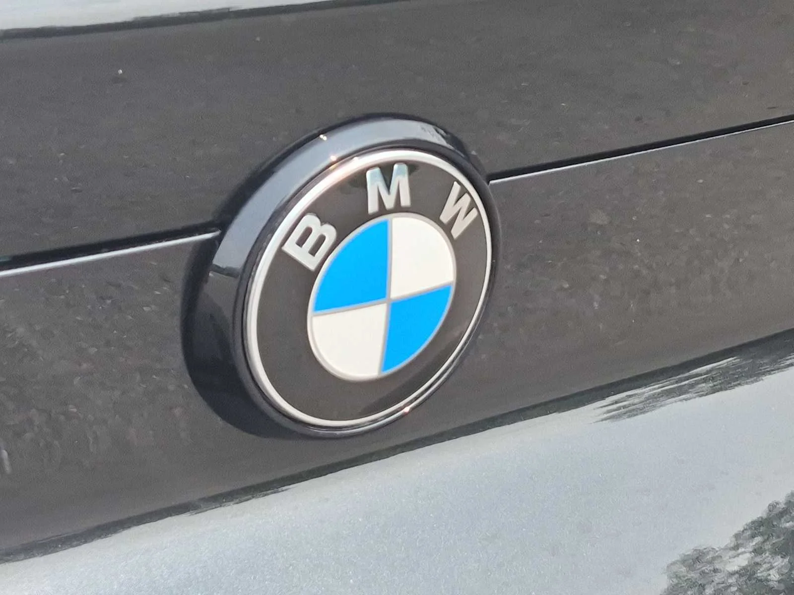 New 2026 Black Sapphire Metallic BMW xDrive40i image 11