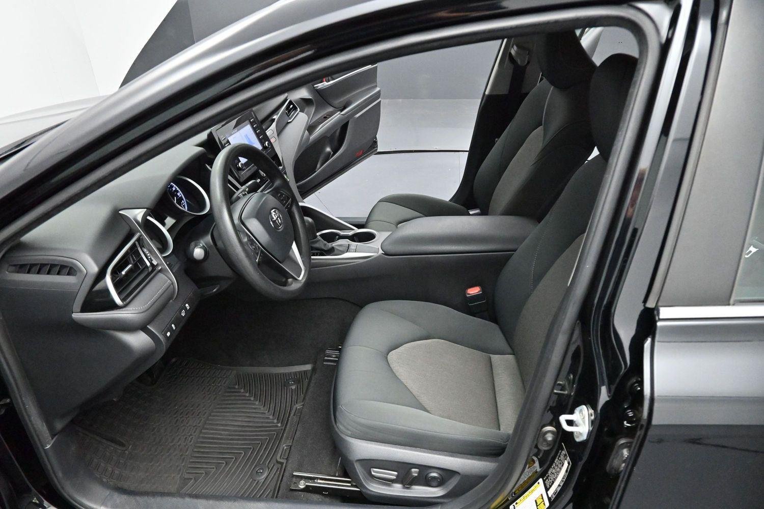 Used 2022 Midnight Black Metallic Toyota LE image 11