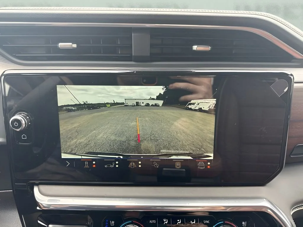 New 2026 Glacier White Tricoat GMC Denali Ultimate image 33