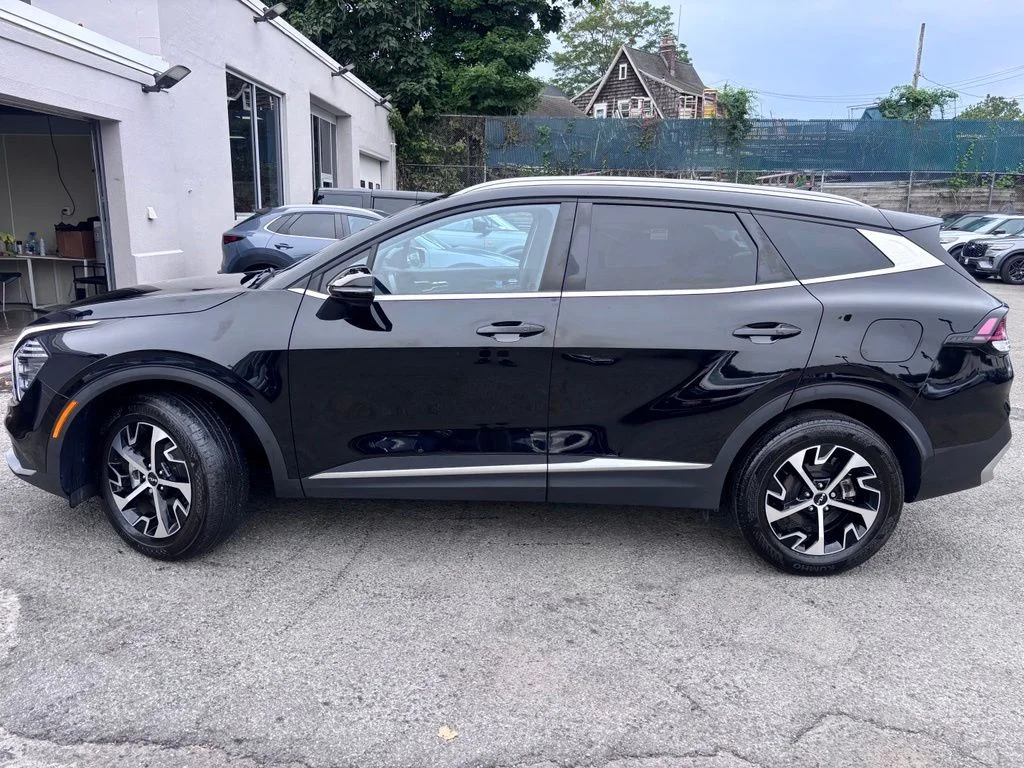 Used 2024 Black Kia EX image 3