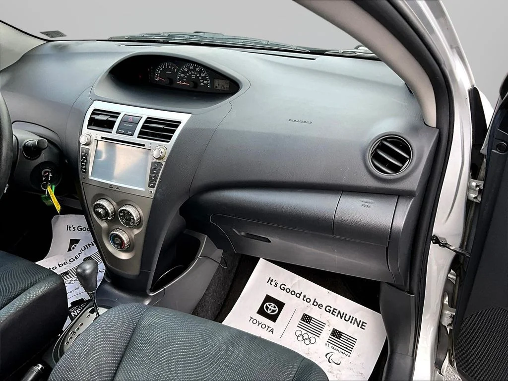 Used 2010 Silver Toyota Base image 23