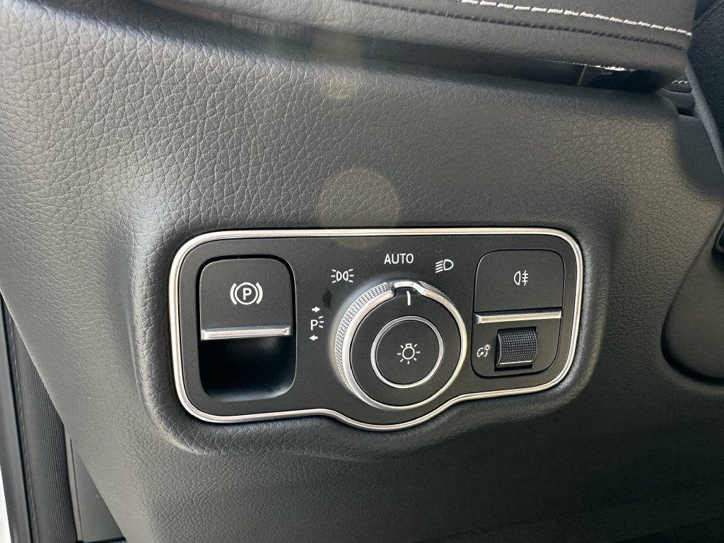 New 2027 Polar White Mercedes-Benz G 580e image 71