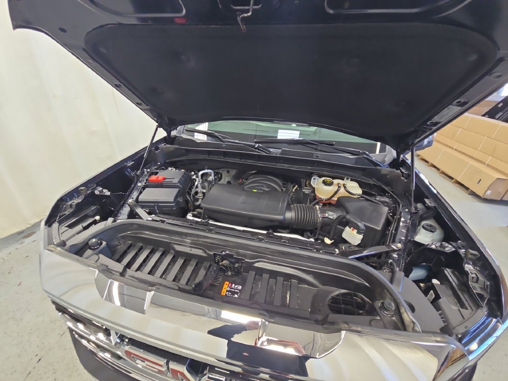 2025 GMC Sierra 1500 SLT - Photo 38