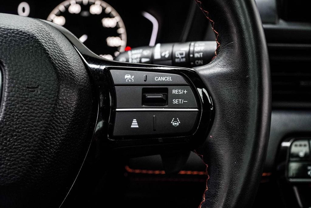 Used 2023 Silver Honda TrailSport image 29