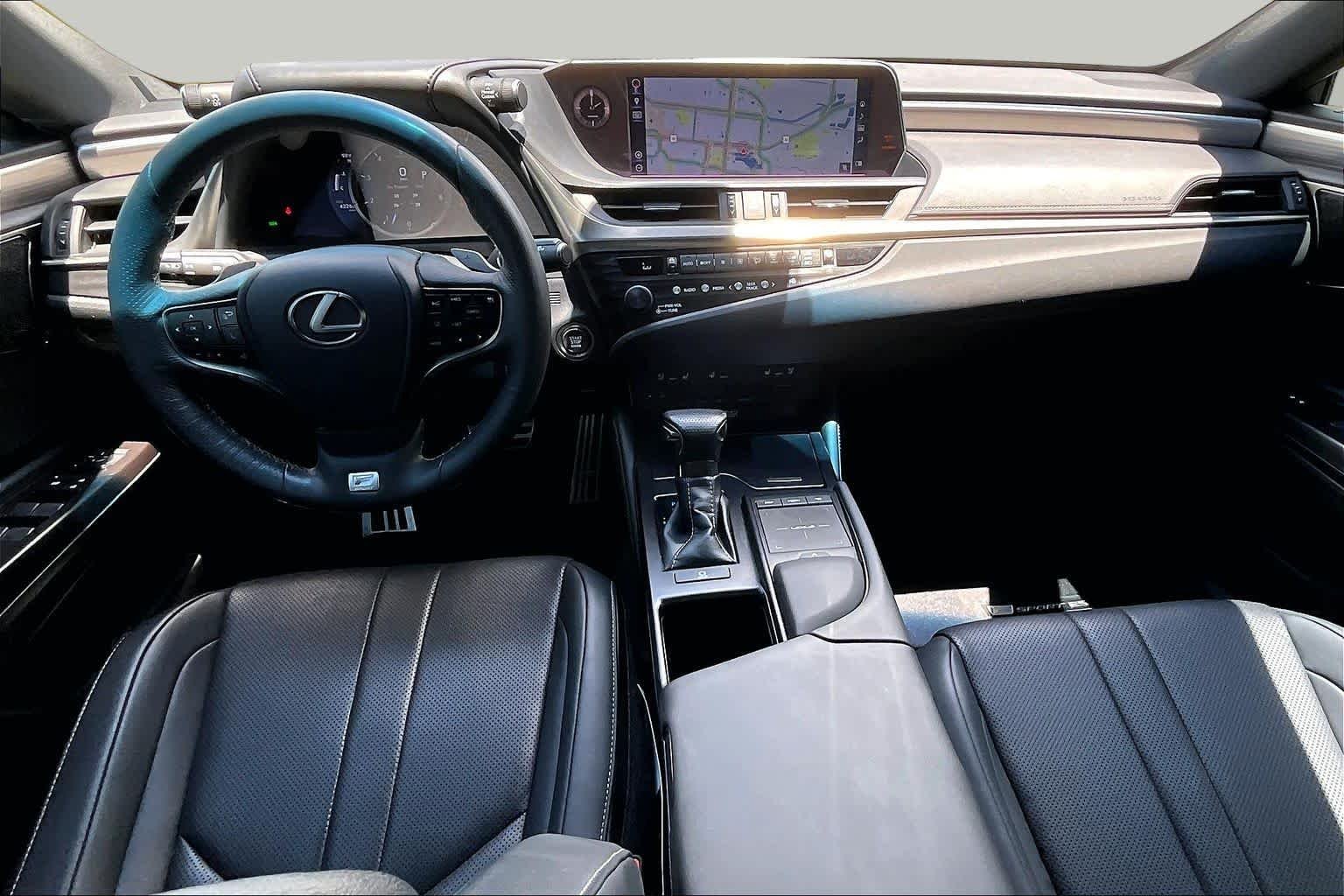 Used 2019 Ultra White Lexus F SPORT image 16
