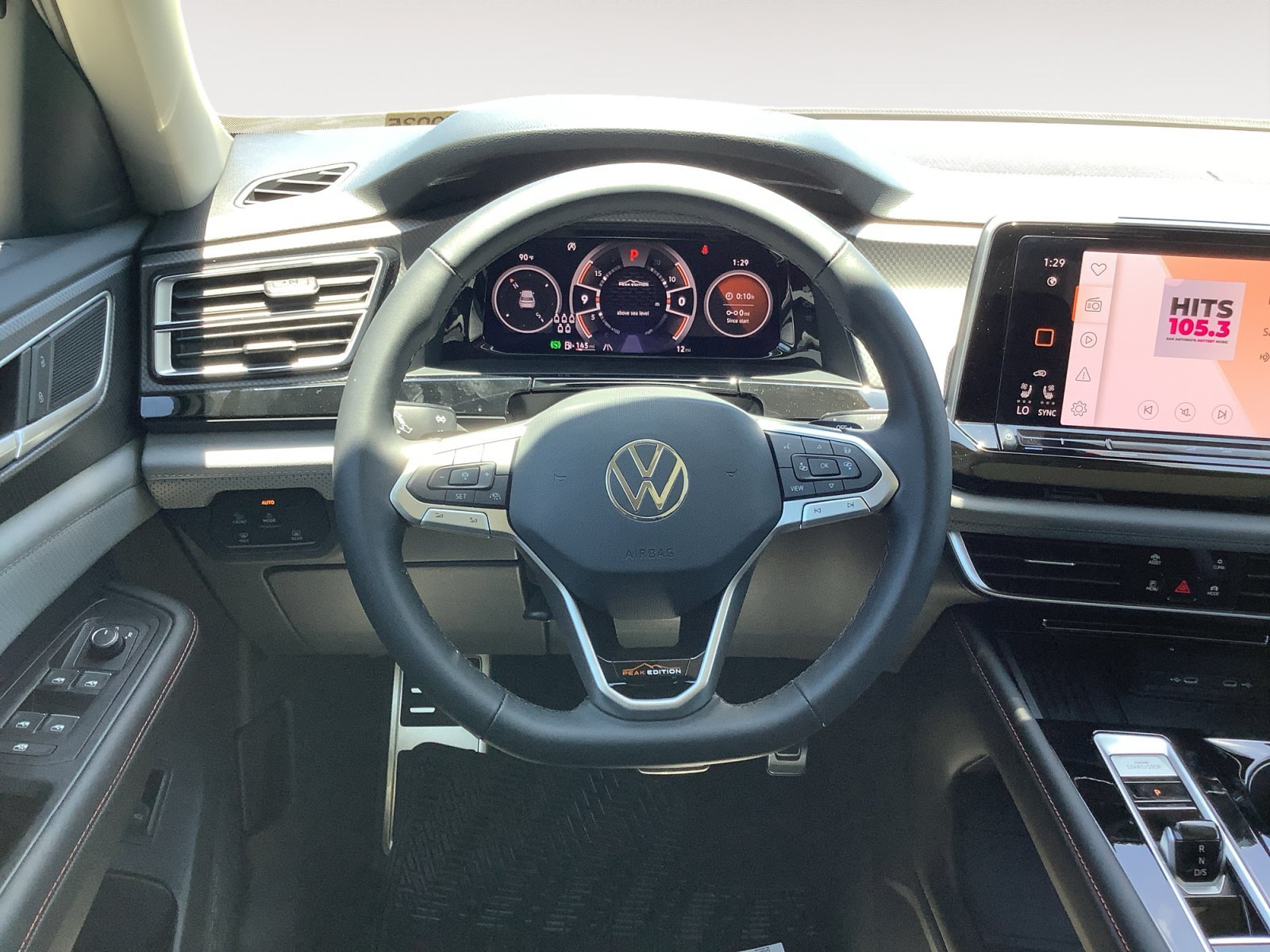 New 2026 Opal White Pearl Volkswagen 2.0T Peak Edition image 15
