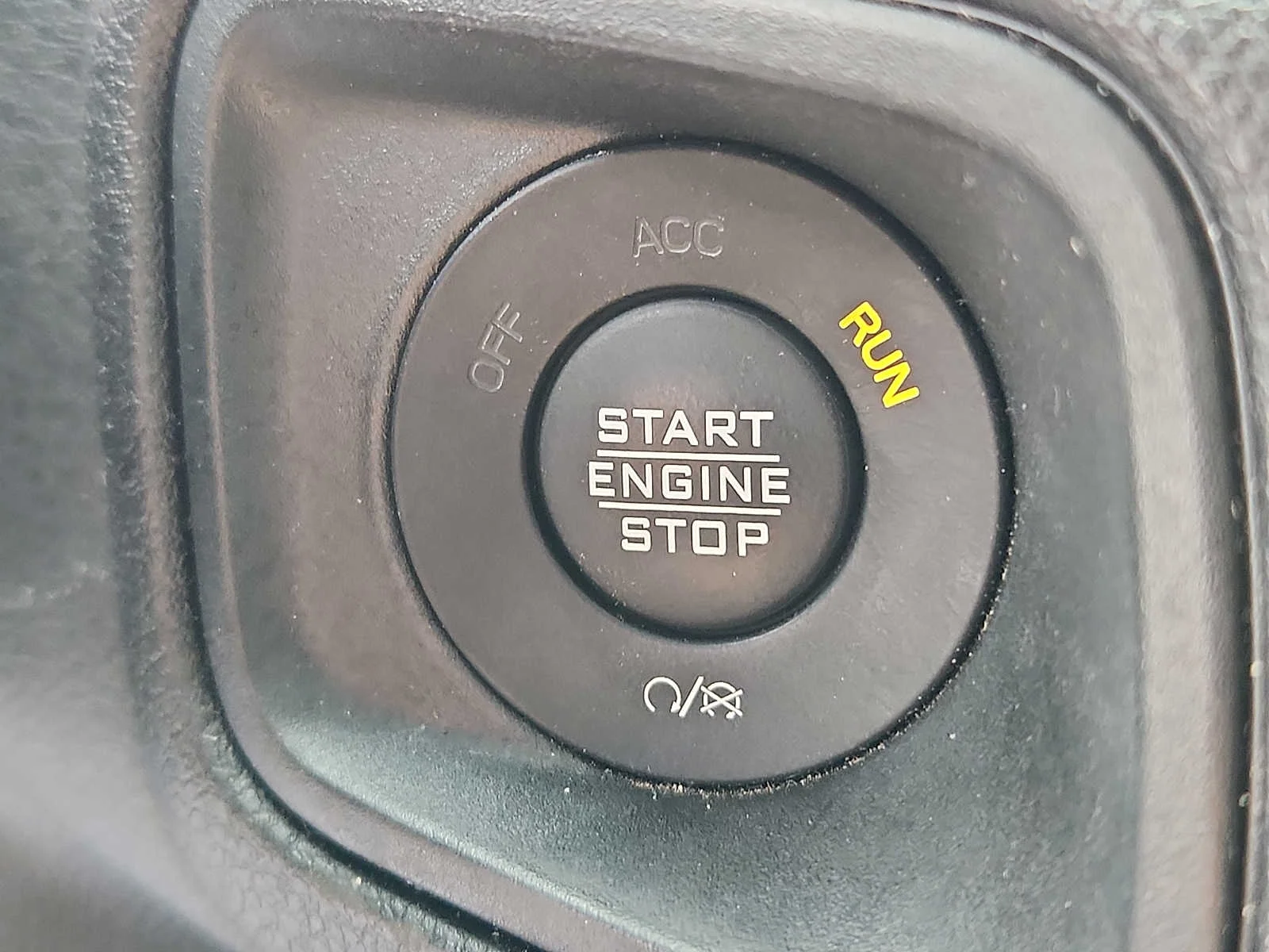 Used 2024 Hydro Blue Pearlcoat Jeep Sport S image 47